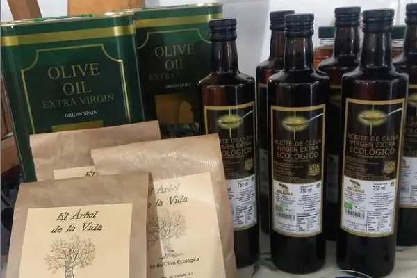 Aceite Miluma , productor de Aceite en la localidad de Cañete de las Torres, Córdoba