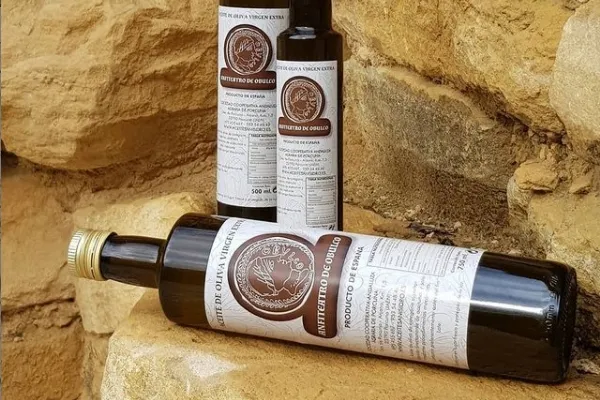 Aceites San Isidro , productor de Aceite en la localidad de Porcuna, Jaén