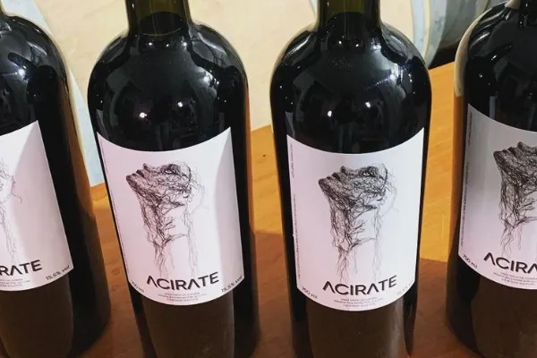 Acirate Vinos , productor de Vino en la localidad de , 