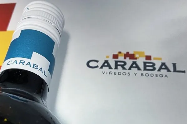 Carabal Viñedos y Bodega , productor de Vino en la localidad de Alía, Cáceres