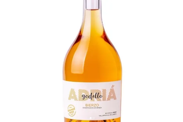 Bodegas Adriá , productor de Vino en la localidad de Villafranca del Bierzo, León