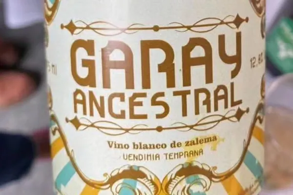 Bodegas y Viñedos Garay , productor de Vino en la localidad de La Palma del Condado, Huelva