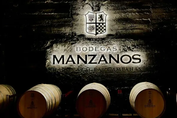 Bodegas Manzanos , productor de Vino en la localidad de Haro, La Rioja