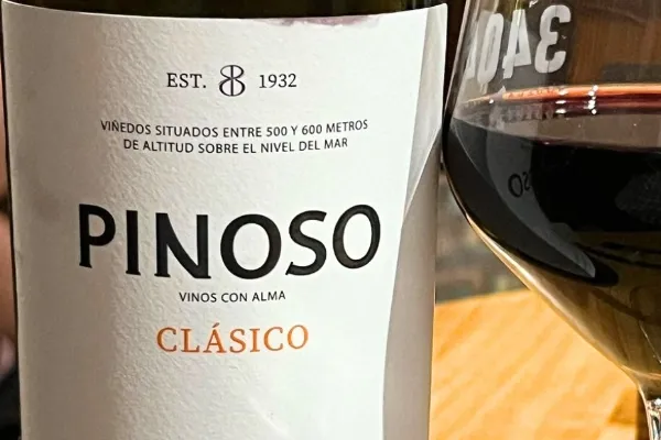 Bodegas Pinoso , productor de Vino en la localidad de Pinoso, Alacant