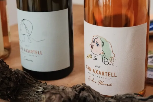 Can Axartell , productor de Vino en la localidad de , 