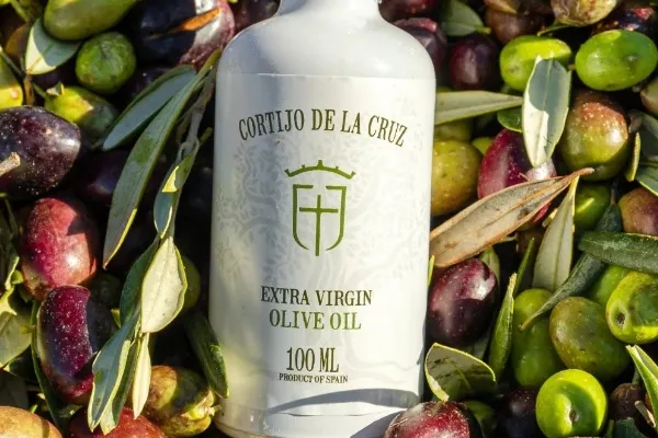 Cortijo De La Cruz , productor de Aceite en la localidad de , 