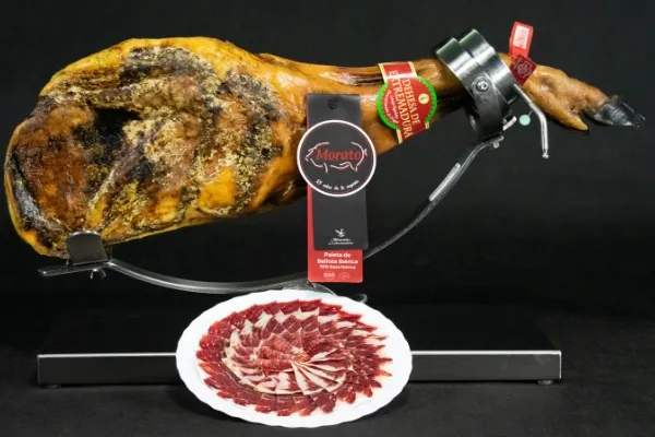 Morato , productor de Jamón en la localidad de Los Santos de Maimona, Badajoz