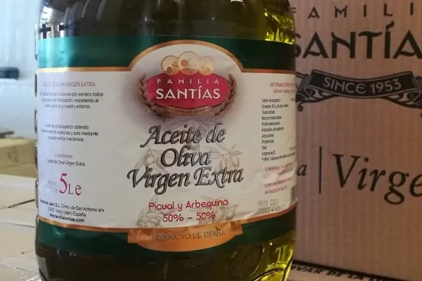 Familia Santías , productor de Aceite en la localidad de Ibros, Jaén