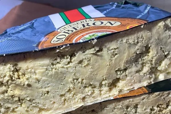 Ganadería Quesería Soberon , productor de Queso en la localidad de Arangas de Cabrales, Asturias