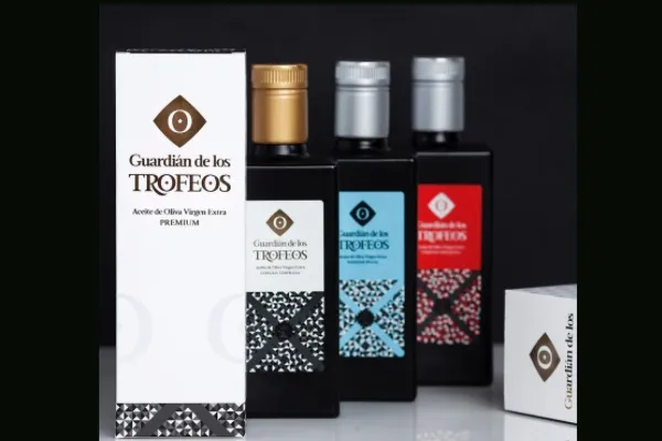 Guardian de los trofeos , productor de Aceite en la localidad de Vilches, Jaén