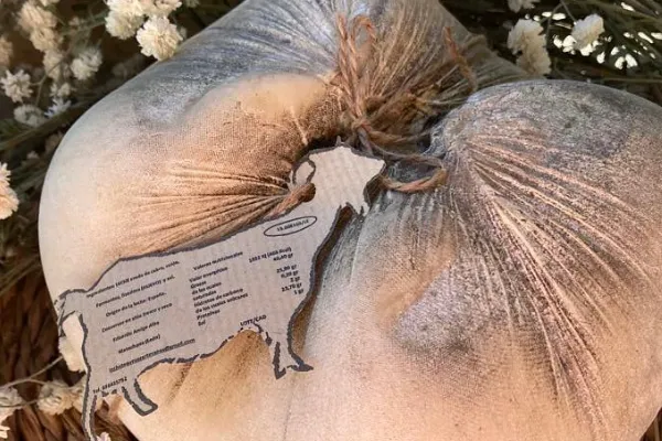 La Chata Quesos es un productor de Queso en la localidad de Matachana, León