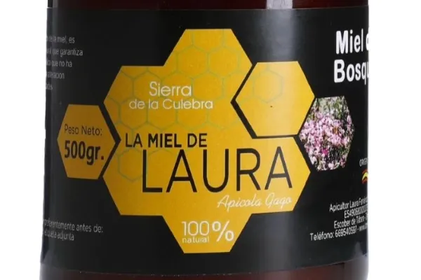 La Miel de Laura , productor de Miel en la localidad de Escober de Tábara, Zamora