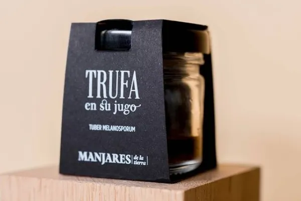 Manjares de la Tierra , productor de Fungi en la localidad de Sarrión , Teruel