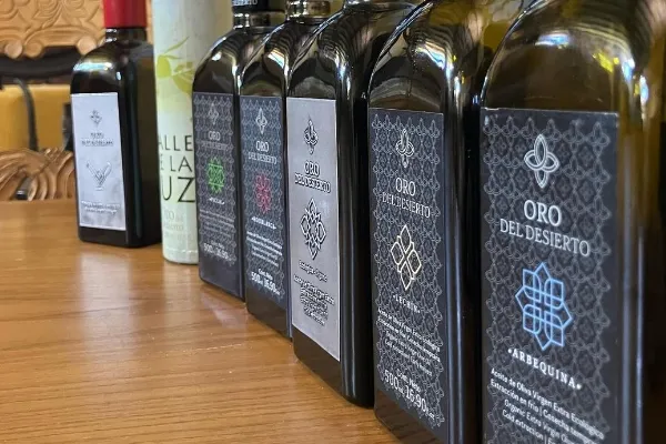 Oro del Desierto , productor de Aceite en la localidad de Tabernas, Almería