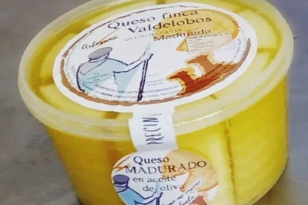 Queso Finca Valdelobos es un productor de Queso en la localidad de Villarrobledo, Albacete
