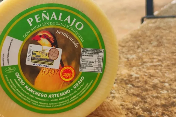 Quesos Peñalajo , productor de Queso en la localidad de Almuradiel, Ciudad Real