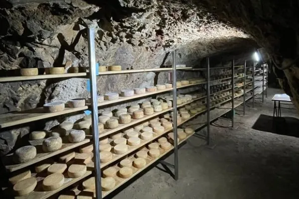 Quesos Reborto , productor de Queso en la localidad de Cabeza del Buey, Badajoz