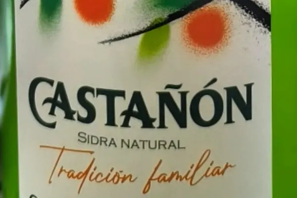 Castañon , productor de Alcohol en la localidad de Quintueles, Asturias