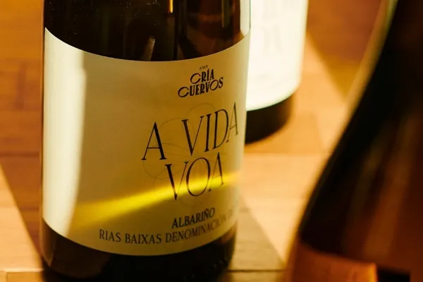 Cría Cuervos , productor de Vino en la localidad de Madrid, Madrid