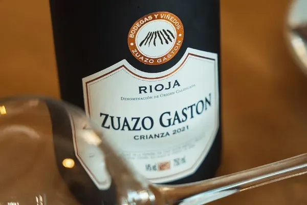 Zuazo Gastón , productor de Vino en la localidad de Oion, Araba